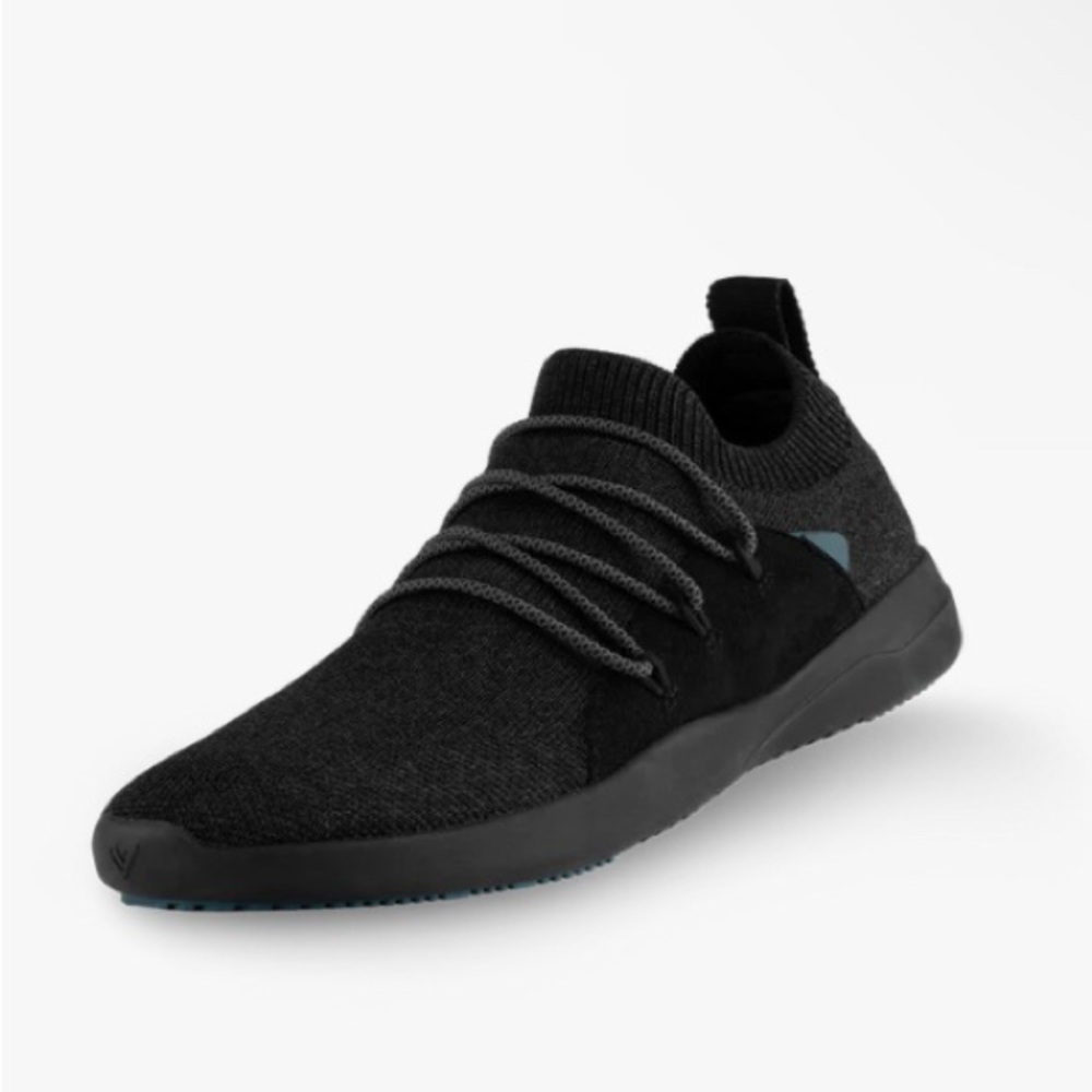 Women's Vessi CityScape -- Size 9 black on black